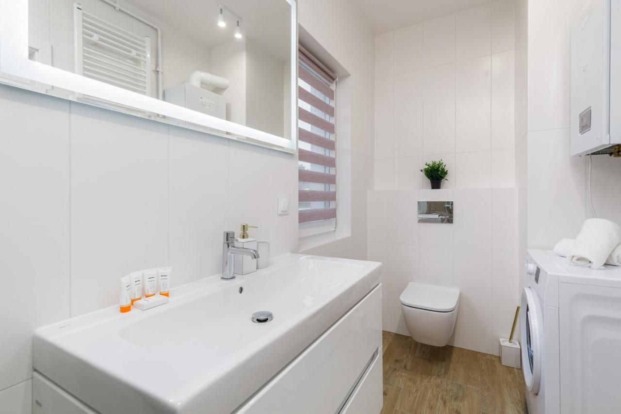 Apartment Rybacka With Parking&Balcony By Noclegi Renters Мендзыводзе Экстерьер фото