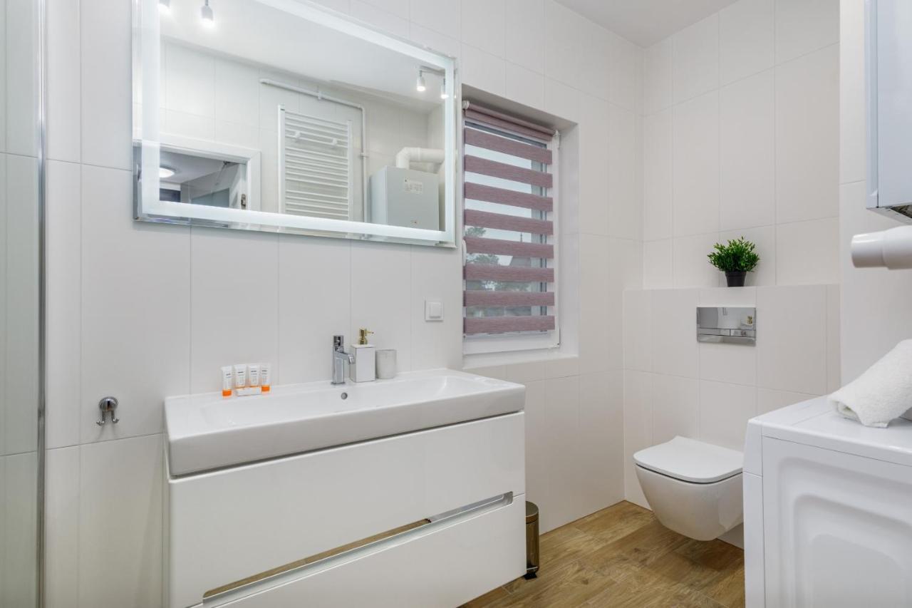 Apartment Rybacka With Parking&Balcony By Noclegi Renters Мендзыводзе Экстерьер фото